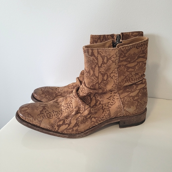 JOHN VARVATOS Morrison Sharpei Snake-Skin Motif Leather Boot - Handmade in Italy - Picture 9 of 16